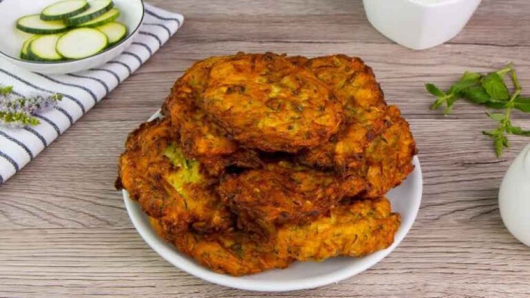 Frittelle di zucchine alla menta