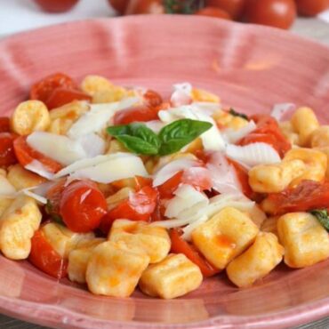 Gnocchi di ricotta con Provolone del Monaco DOP